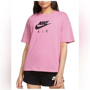 Nike bubblegum pink graphic tee nwt